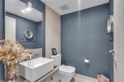 Copropriété à vendre à Miami, Floride: 3 chambres, 177.35 m2 № 2193321 - photo 19