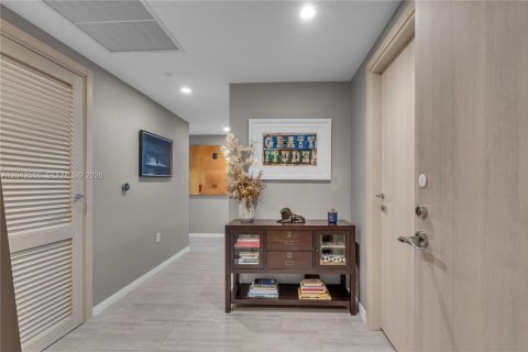 Copropriété à vendre à Miami, Floride: 3 chambres, 177.35 m2 № 2193321 - photo 9