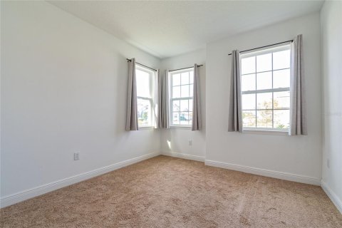 Villa ou maison à louer à Orlando, Floride: 4 chambres, 194.35 m2 № 2093496 - photo 16