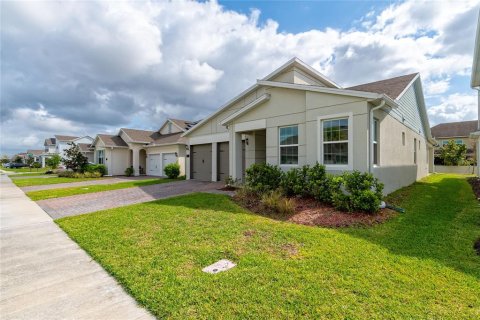 Villa ou maison à louer à Orlando, Floride: 4 chambres, 194.35 m2 № 2093496 - photo 4