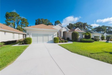 House in Ocala, Florida 3 bedrooms, 234.76 sq.m. № 1900288 - photo 2