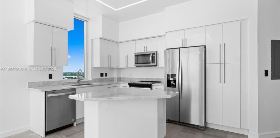 Condo à Hallandale Beach, Floride, 3 chambres  № 1800671