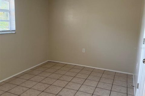Casa en venta en Port Richey, Florida, 2 dormitorios, 69.12 m2 № 2150976 - foto 12