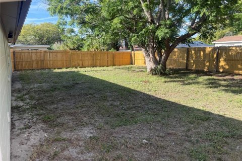 Casa en venta en Port Richey, Florida, 2 dormitorios, 69.12 m2 № 2150976 - foto 19