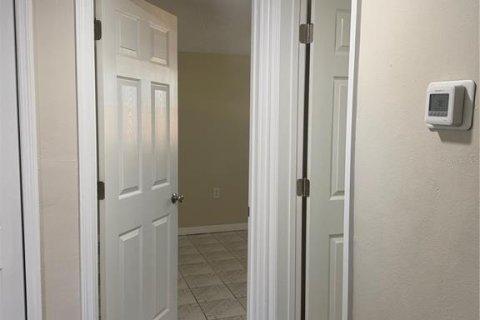 Casa en venta en Port Richey, Florida, 2 dormitorios, 69.12 m2 № 2150976 - foto 8