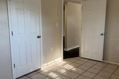 Casa en venta en Port Richey, Florida, 2 dormitorios, 69.12 m2 № 2150976 - foto 13