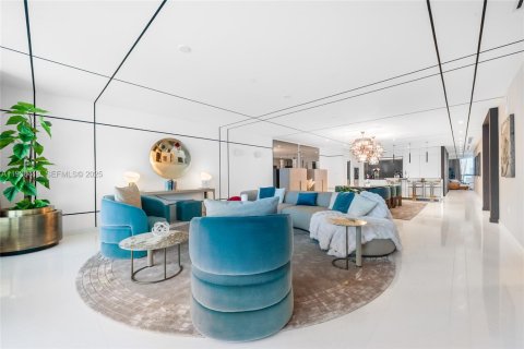 Снять в аренду кондоминиум в Майами, Флорида 3 спальни, 298.59м2, № 1989211 - фото 11