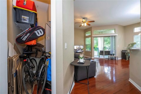 Condominio en venta en Orlando, Florida, 1 dormitorio, 78.22 m2 № 1511529 - foto 11