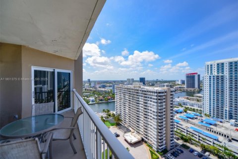 Copropriété à louer à Hallandale Beach, Floride: 1 chambre, 80.82 m2 № 1861960 - photo 21
