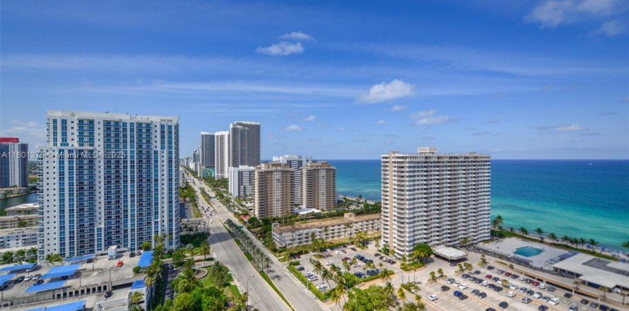 Condo à Hallandale Beach, Floride, 1 chambre № 1861960