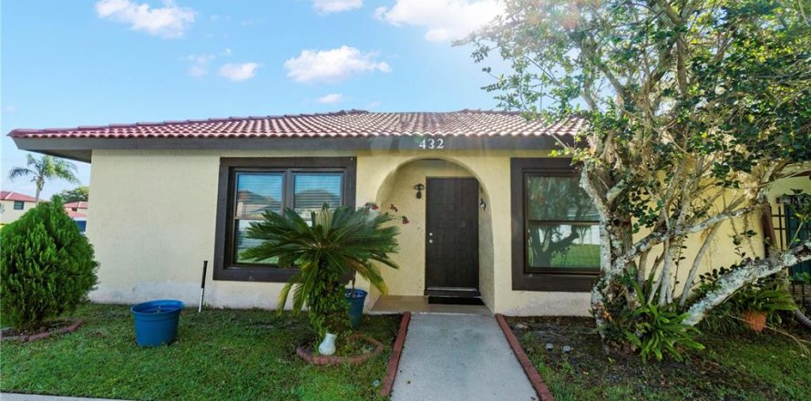 Condo in Kissimmee, Florida, 2 bedrooms № 1895008