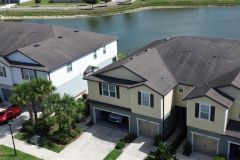 Townhouse in Riverview, Florida 3 bedrooms, 174.66 sq.m. № 2258884 - photo 3