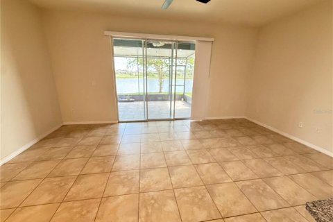 Townhouse in Riverview, Florida 3 bedrooms, 174.66 sq.m. № 2258884 - photo 12