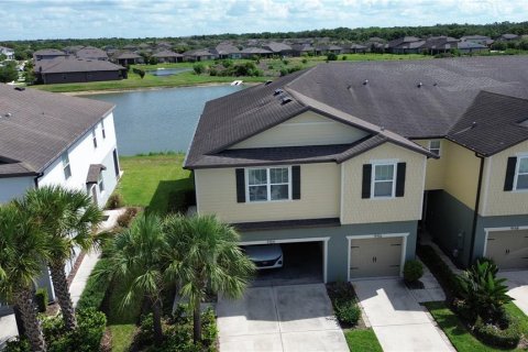 Townhouse in Riverview, Florida 3 bedrooms, 174.66 sq.m. № 2258884