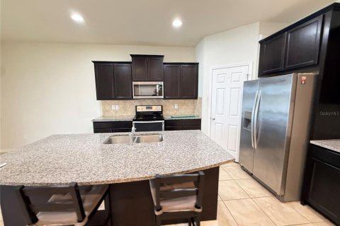 Townhouse in Riverview, Florida 3 bedrooms, 174.66 sq.m. № 2258884 - photo 11
