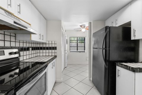 Adosado en alquiler en Davie, Florida, 2 dormitorios, 123.37 m2 № 2168970 - foto 7