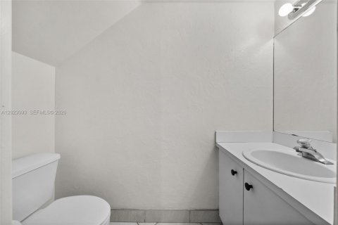 Adosado en alquiler en Davie, Florida, 2 dormitorios, 123.37 m2 № 2168970 - foto 14
