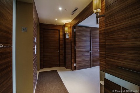 Condo in Sunny Isles Beach, Florida, 3 bedrooms  № 2012644 - photo 2