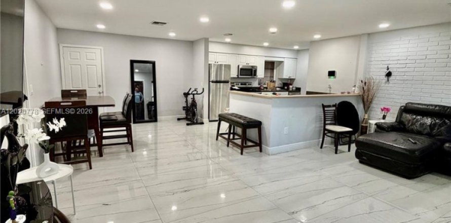 Villa ou maison à Oakland Park, Floride 3 chambres, 117.43 m2 № 2268602