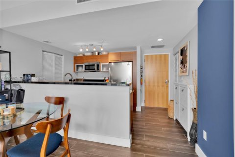 Купить кондоминиум в Майами, Флорида 2 спальни, 86.31м2, № 2053689 - фото 6