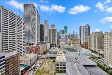 Купить кондоминиум в Майами, Флорида 2 спальни, 86.31м2, № 2053689 - фото 21