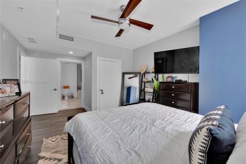 Купить кондоминиум в Майами, Флорида 2 спальни, 86.31м2, № 2053689 - фото 12