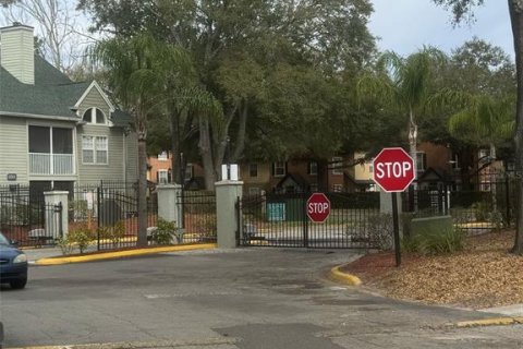 Condominio en venta en Orlando, Florida, 1 dormitorio, 114.08 m2 № 1561896 - foto 13