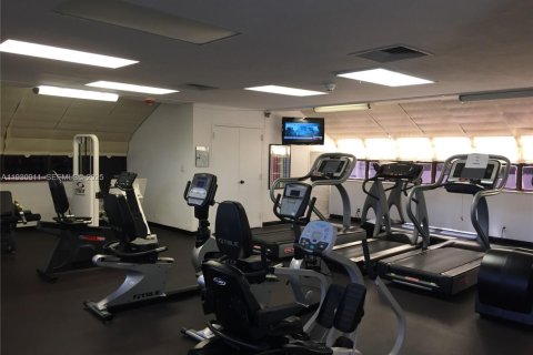 Снять в аренду кондоминиум в Ки-Бискейн, Флорида 2 спальни, 142.23м2, № 1989711 - фото 21