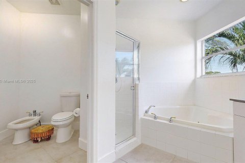 Купить виллу или дом в Майами, Флорида 4 спальни, 222.87м2, № 1825781 - фото 14
