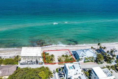 Commercial property in Hollywood, Florida № 1746078 - photo 10