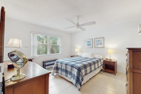 Купить кондоминиум в Лодердейл-бай-те-Си, Флорида 2 спальни, 92.9м2, № 1931980 - фото 8