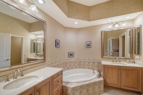 Condominio en venta en Sarasota, Florida, 3 dormitorios, 212.56 m2 № 1547998 - foto 26