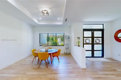 Casa en venta en Homestead, Florida, 5 dormitorios, 297.1 m2 № 2047175 - foto 14