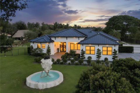 Casa en Homestead, Florida 5 dormitorios, 297.1 m2 № 2047175