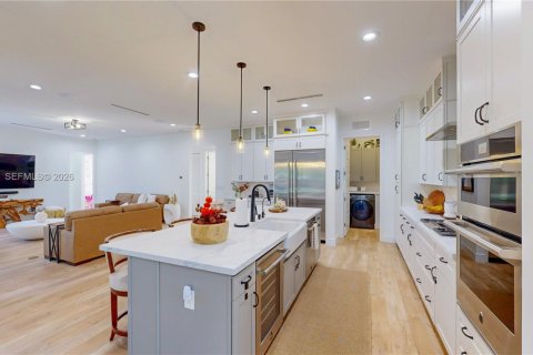 Casa en venta en Homestead, Florida, 5 dormitorios, 297.1 m2 № 2047175 - foto 19