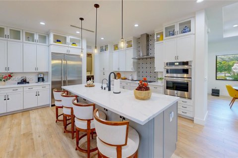 Casa en venta en Homestead, Florida, 5 dormitorios, 297.1 m2 № 2047175 - foto 16