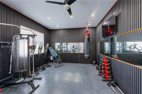 Casa en venta en Homestead, Florida, 5 dormitorios, 297.1 m2 № 2047175 - foto 29