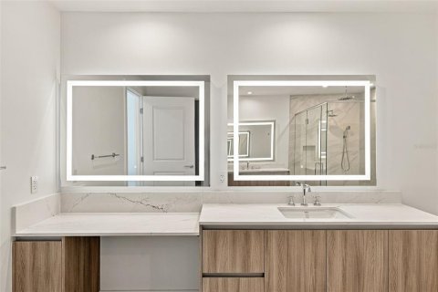Copropriété à vendre à Tampa, Floride: 4 chambres, 247.68 m2 № 2420366 - photo 23