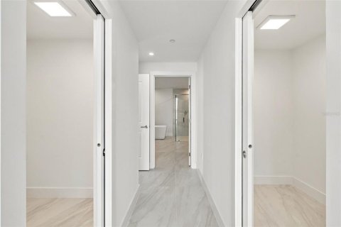Copropriété à vendre à Tampa, Floride: 4 chambres, 247.68 m2 № 2420366 - photo 21