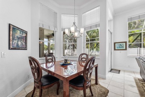Villa ou maison à vendre à Lake Worth, Floride: 5 chambres, 286.14 m2 № 2431324 - photo 10