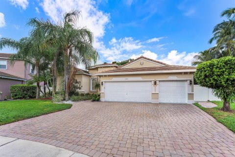 Villa ou maison à Lake Worth, Floride 5 chambres, 286.14 m2 № 2431324