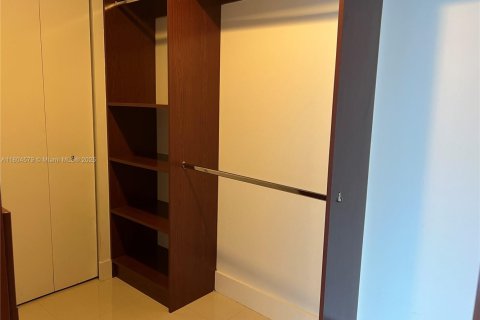 Condominio en venta en Aventura, Florida, 1 dormitorio, 112.78 m2 № 2035426 - foto 14