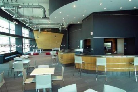 Condominio en venta en Aventura, Florida, 1 dormitorio, 112.78 m2 № 2035426 - foto 27