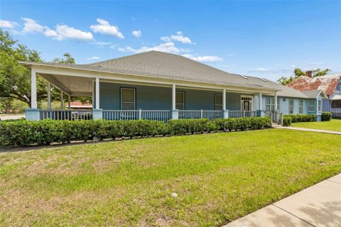 Commercial property in Tampa, Florida 335.84 sq.m. № 2212035 - photo 7