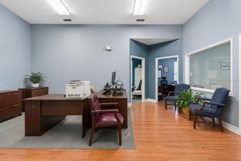 Commercial property in Tampa, Florida 335.84 sq.m. № 2212035 - photo 26