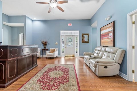 Commercial property in Tampa, Florida 335.84 sq.m. № 2212035 - photo 22