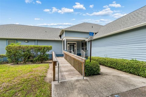 Commercial property in Tampa, Florida 335.84 sq.m. № 2212035 - photo 11