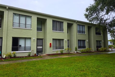 Condominio en Lutz, Florida, 3 dormitorios  № 2275415
