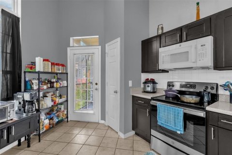 Copropriété à louer à Ocoee, Floride: 2 chambres, 107.58 m2 № 2234032 - photo 11