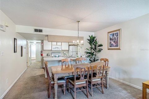 Condo in Kissimmee, Florida, 3 bedrooms  № 1813450 - photo 24